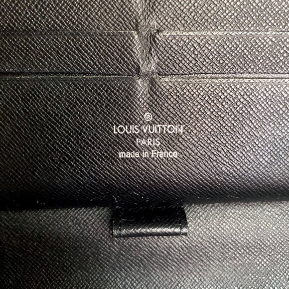 LV Black Epi Zippy Organizer Unisex SN0026 - Picture 4 of 13